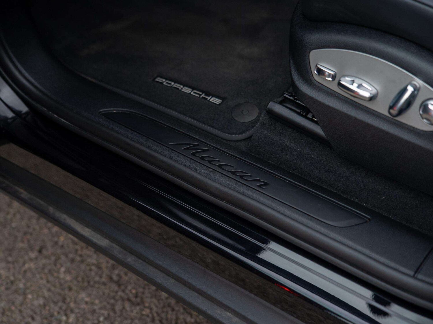 Used Porsche Macan 2022 for sale - 78023943: Photo 26