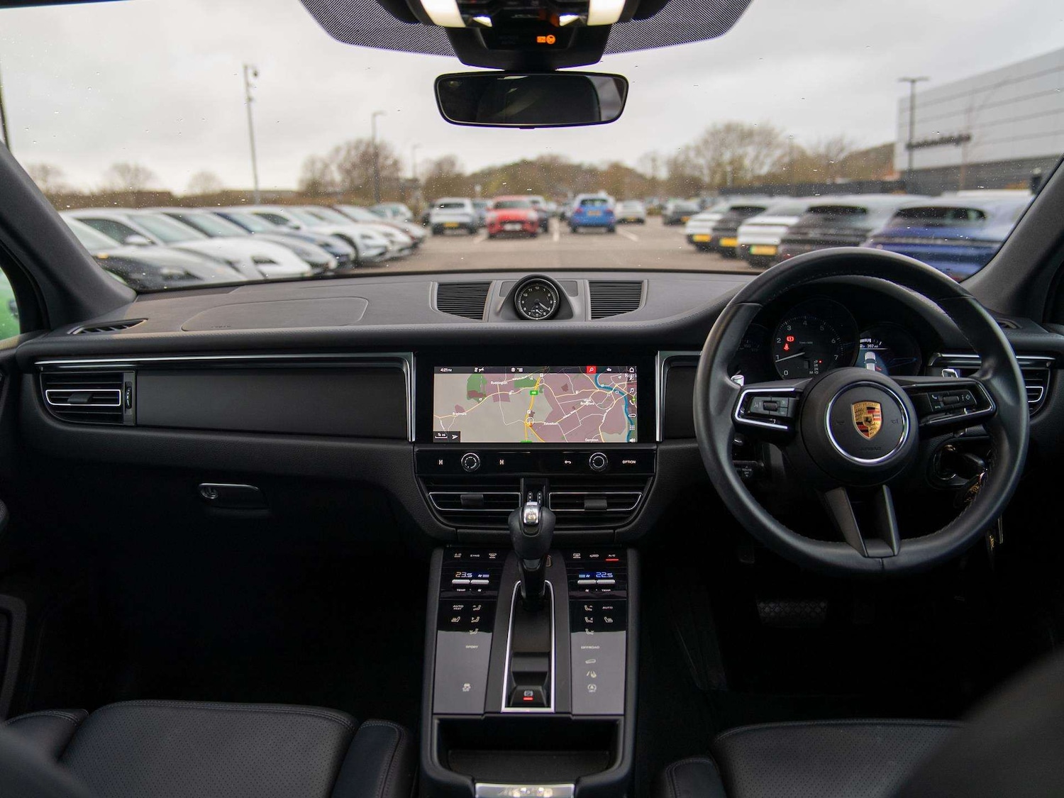 Used Porsche Macan 2022 for sale - 78023943: Photo 3