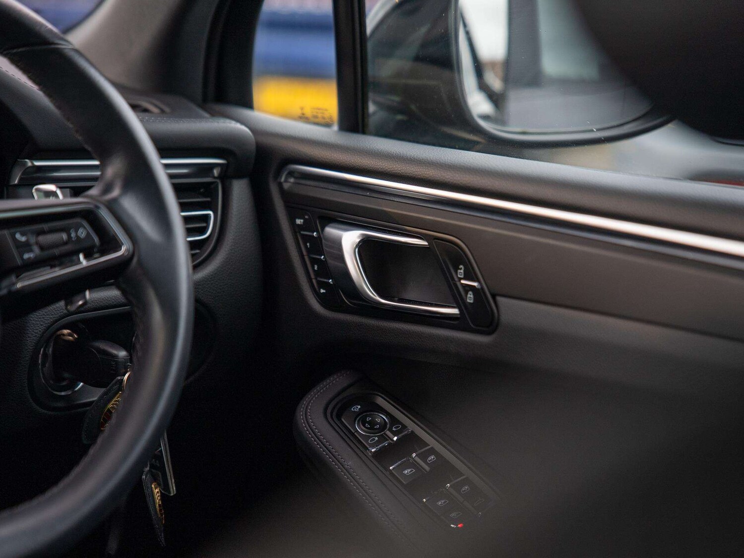 Used Porsche Macan 2022 for sale - 78023943: Photo 34