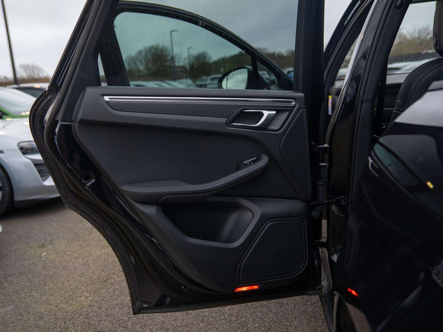 Used Porsche Macan 2022 for sale - 78023943: Photo 35