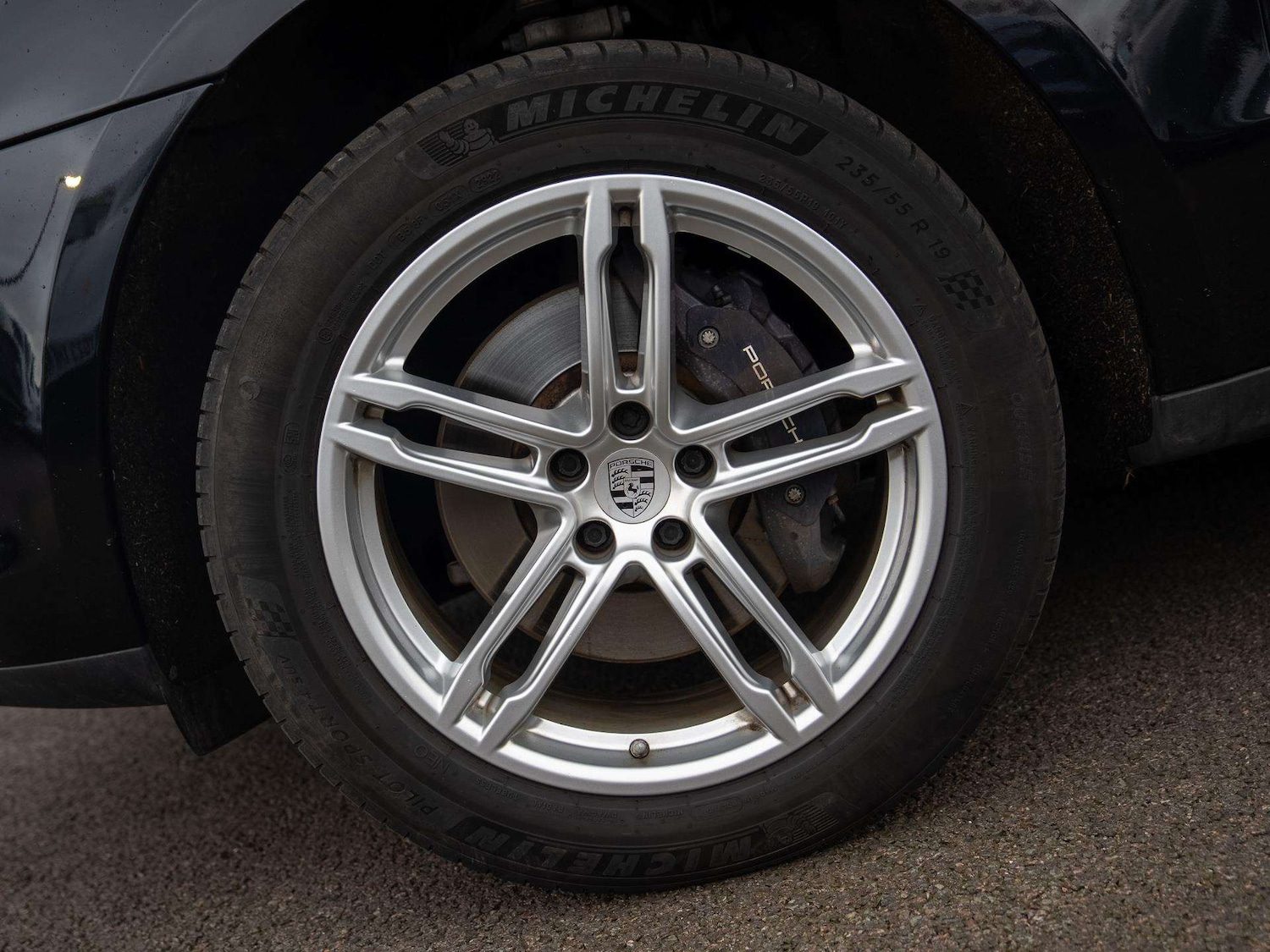 Used Porsche Macan 2022 for sale - 78023943: Photo 4