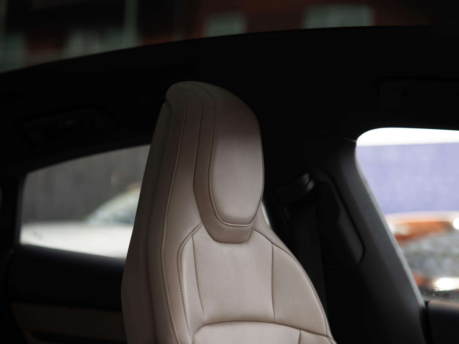 Used Porsche Taycan 2022 for sale - 77526840: Photo 12