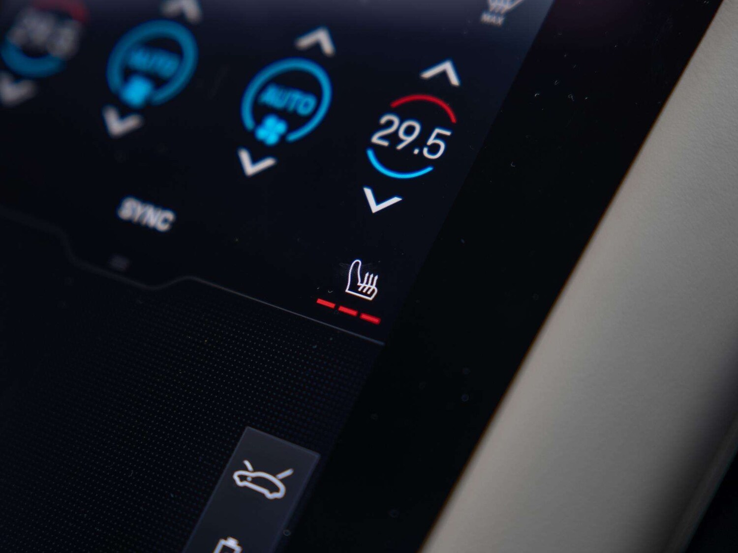 Used Porsche Taycan 2022 for sale - 77526840: Photo 21