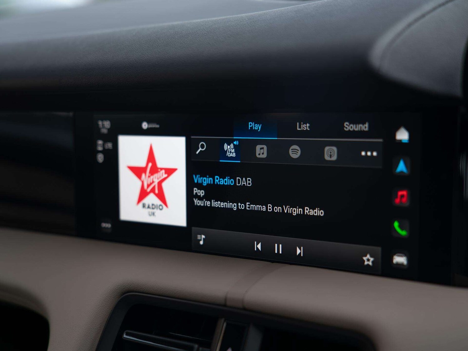 Used Porsche Taycan 2022 for sale - 77526840: Photo 24