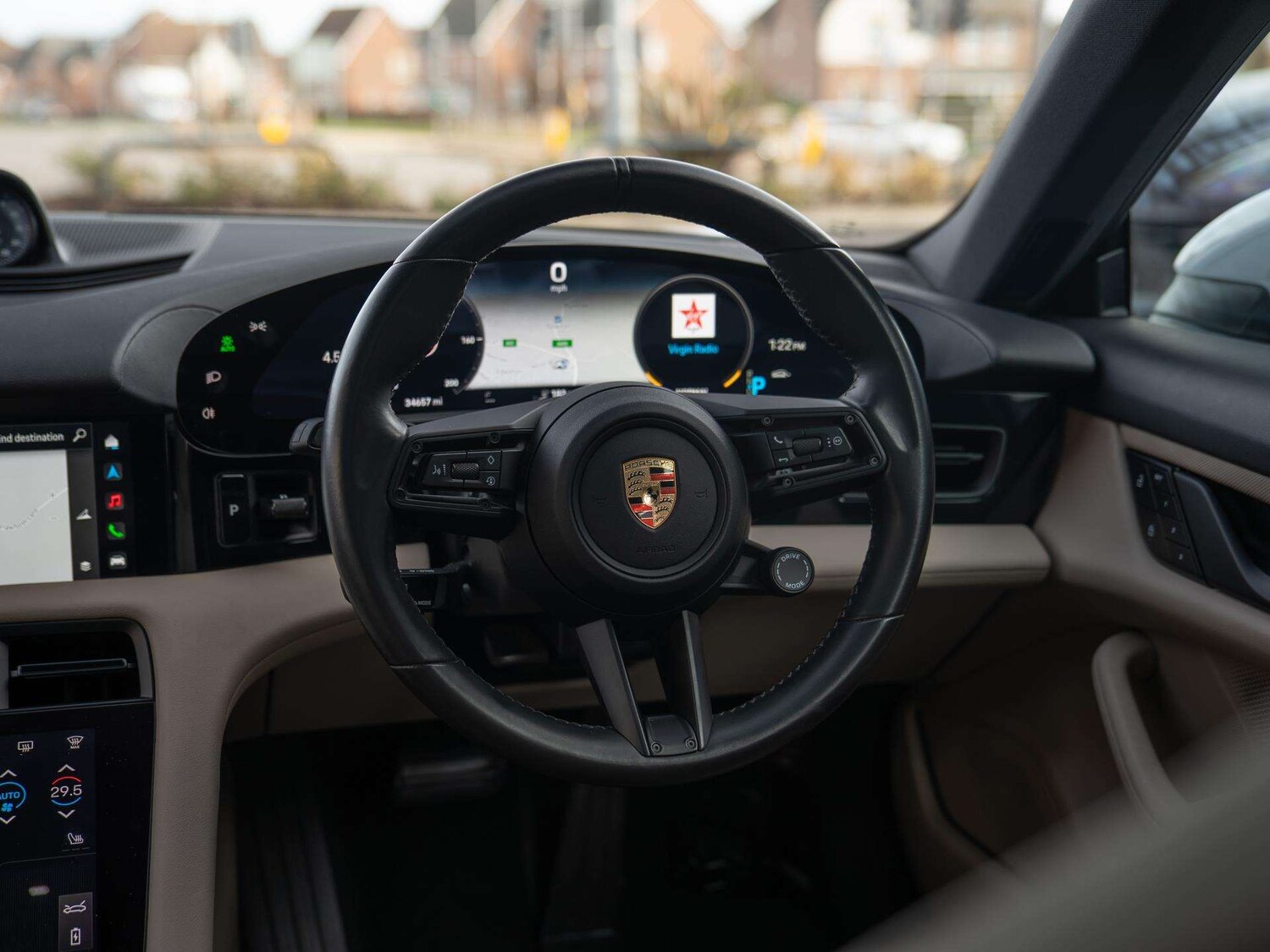 Used Porsche Taycan 2022 for sale - 77526840: Photo 8