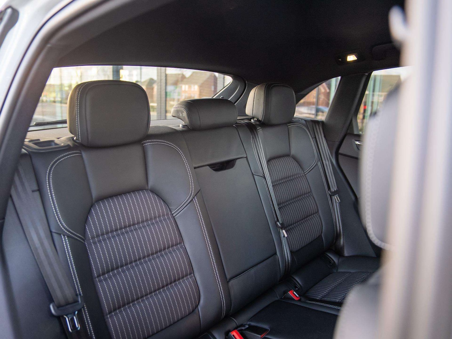 Used Porsche Macan 2022 for sale - 77308418: Photo 17