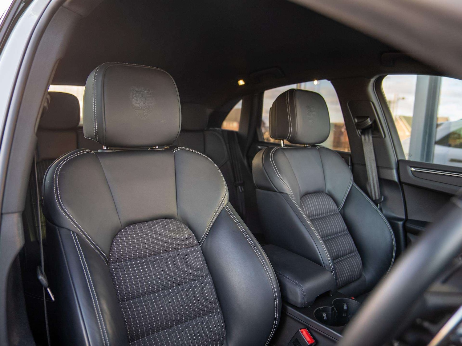 Used Porsche Macan 2022 for sale - 77308418: Photo 18