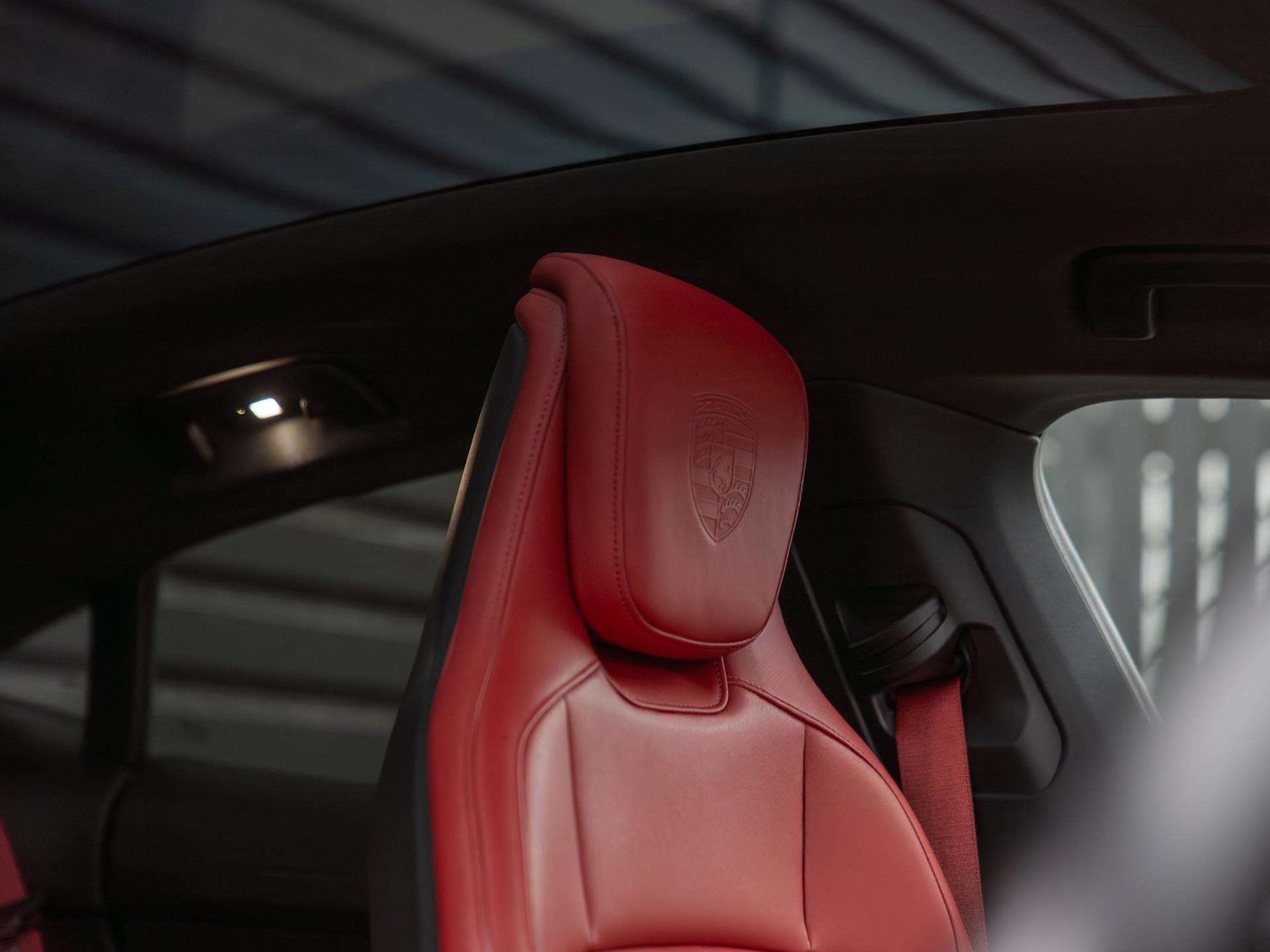 Used Porsche Taycan 2023 for sale - 76218464: Photo 12