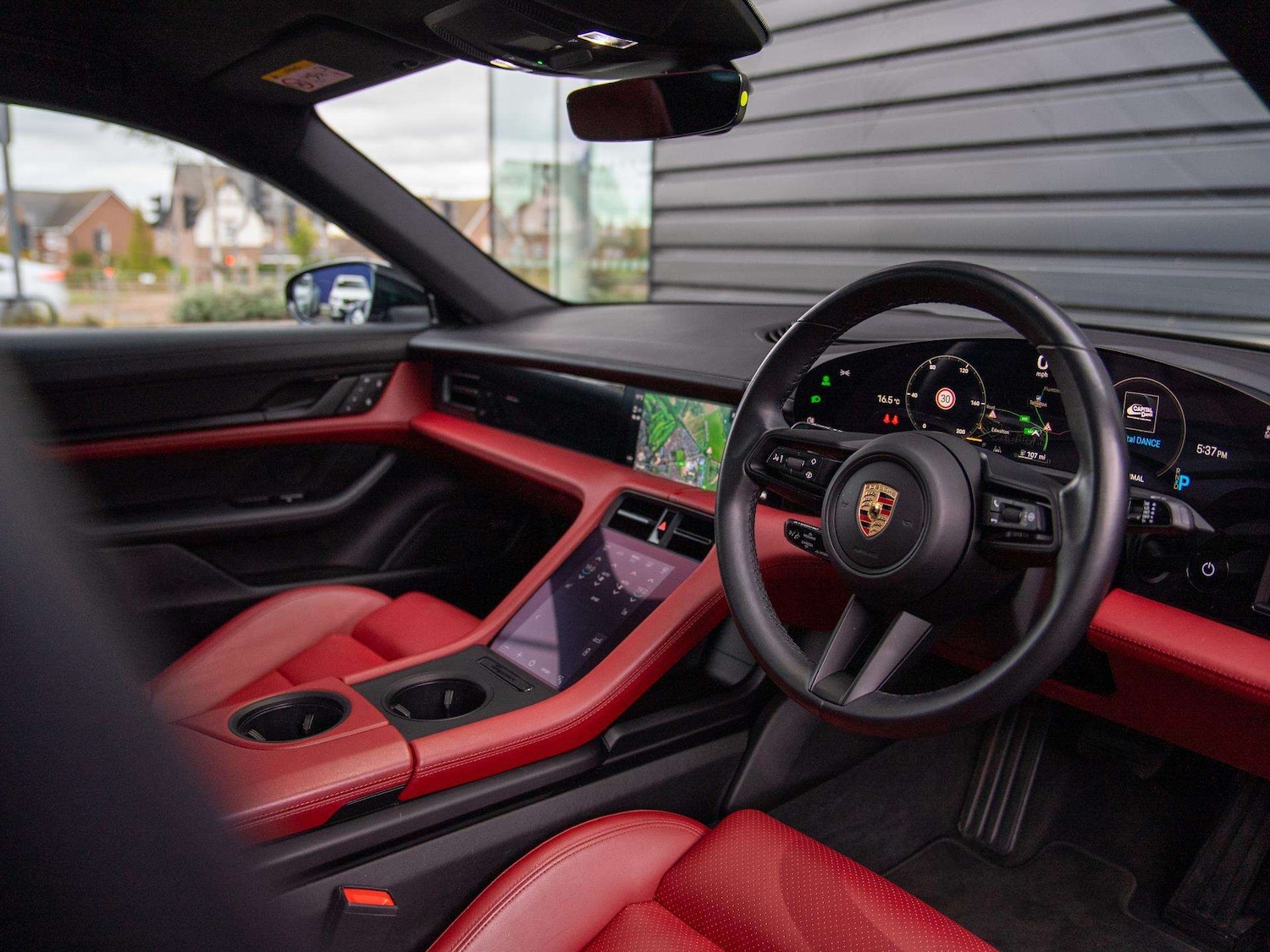 Used Porsche Taycan 2023 for sale - 76218464: Photo 9