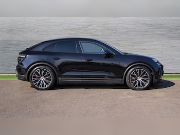 Used Porsche Macan 2025 for sale - 75759719: Photo