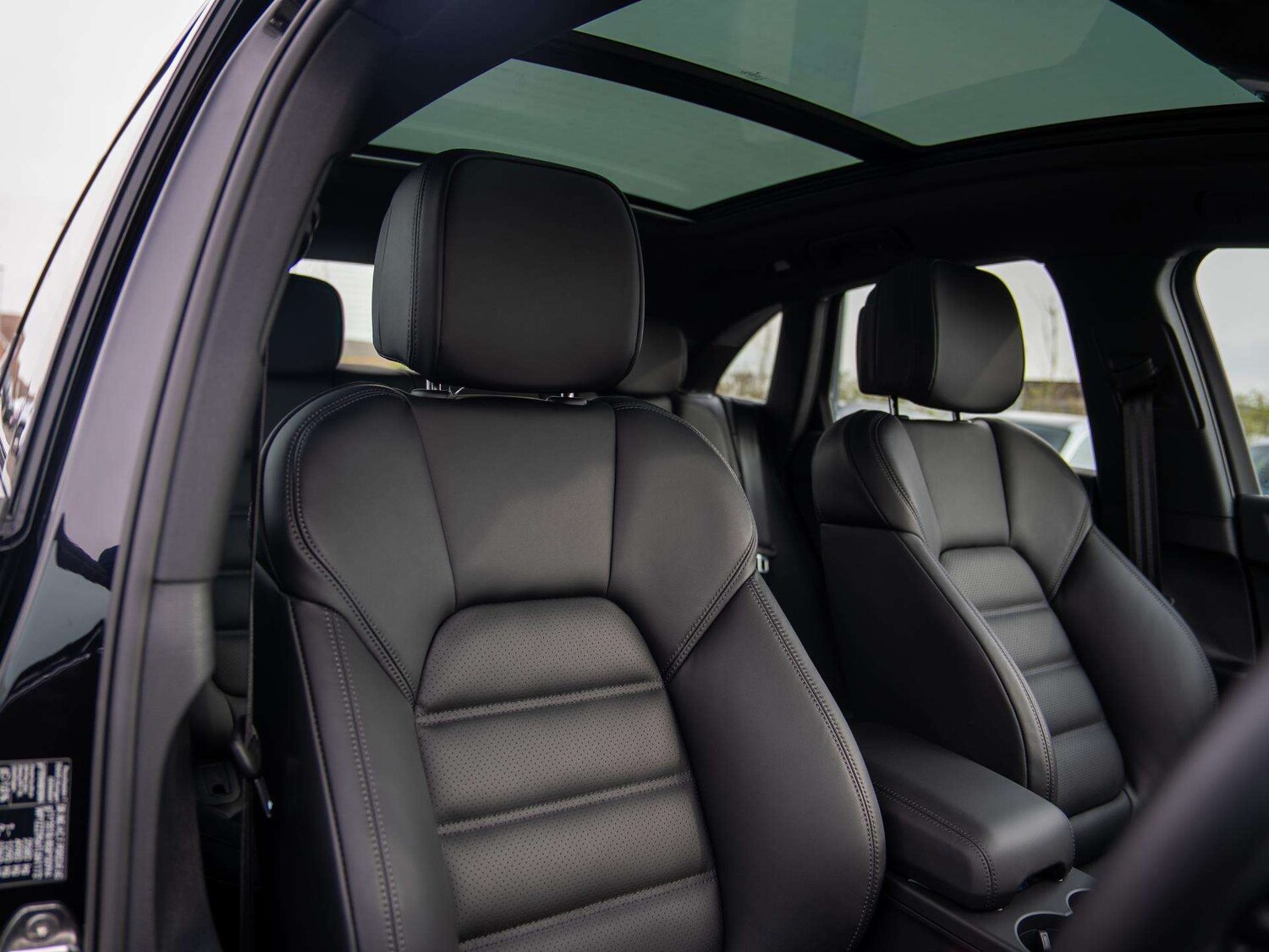 Used Porsche Macan 2026 for sale - 78010206: Photo 11