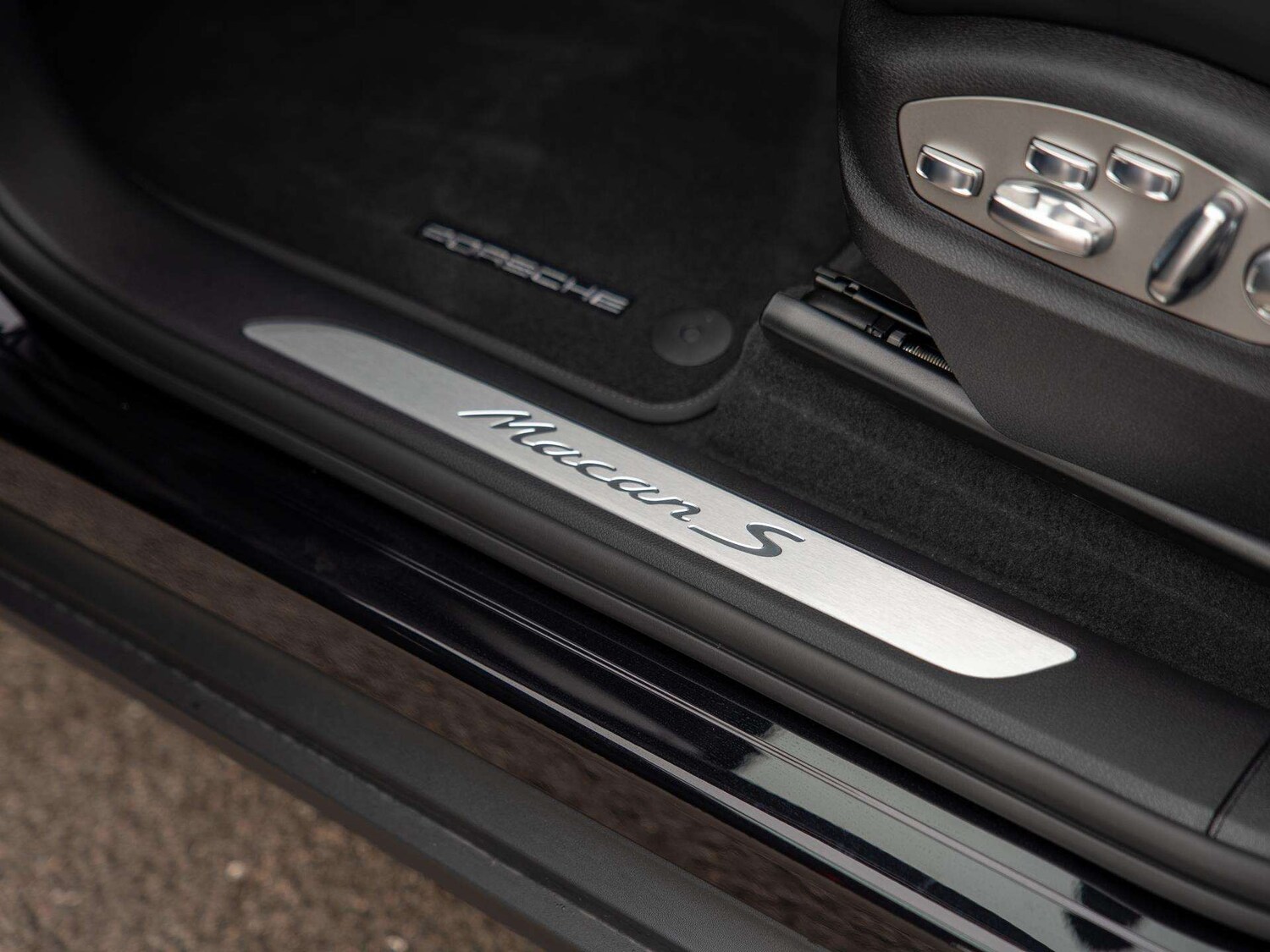 Used Porsche Macan 2026 for sale - 78010206: Photo 34