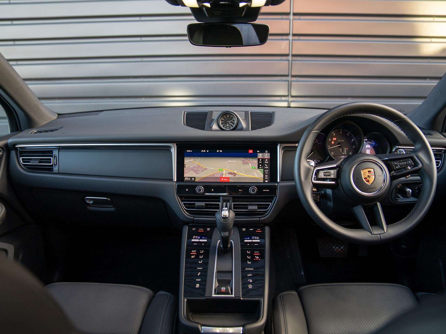 Used Porsche Macan 2022 for sale - 77389908: Photo 3