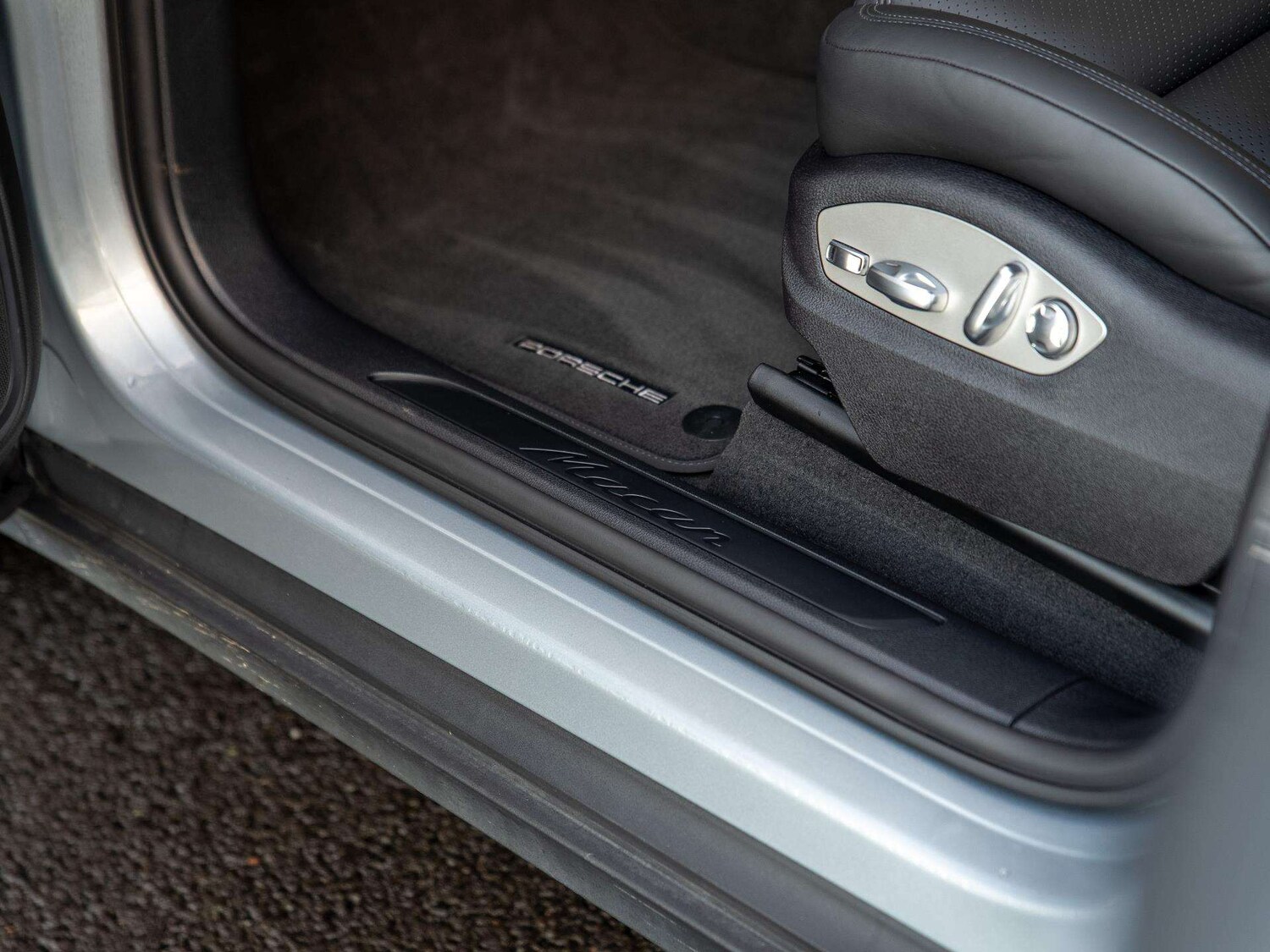 Used Porsche Macan 2022 for sale - 77389908: Photo 33