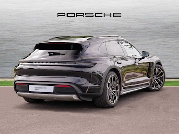 Used Porsche Taycan 2023 for sale - 75366517: Photo