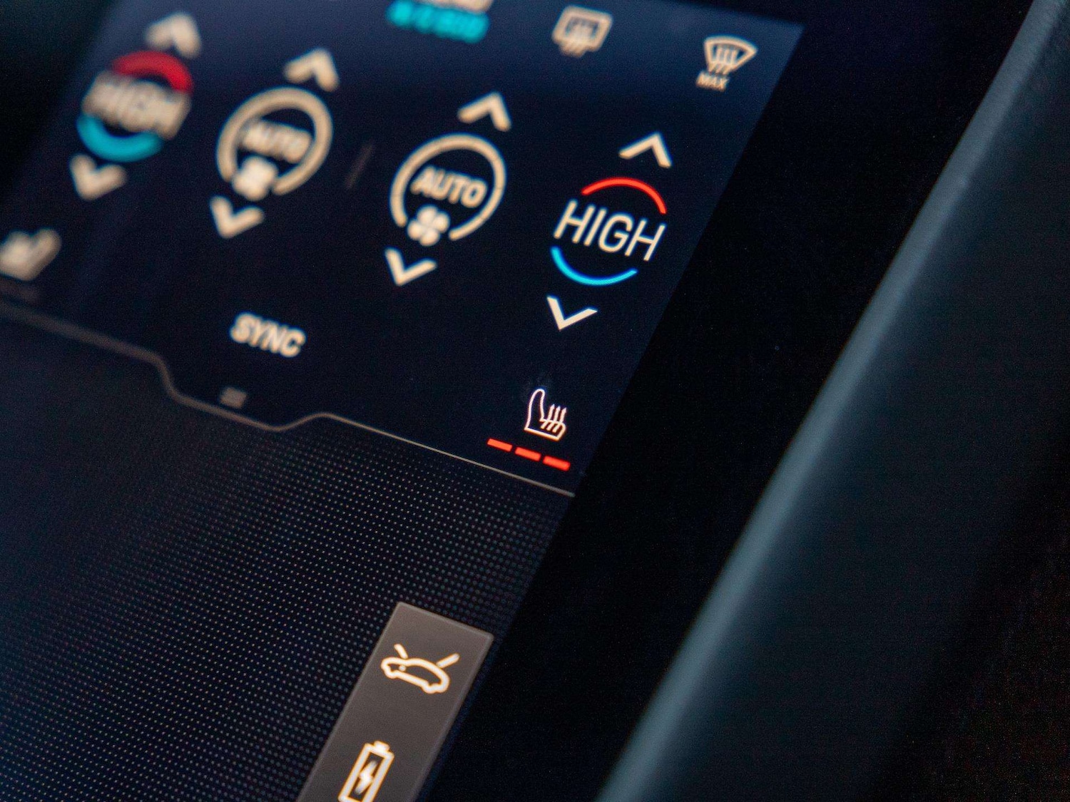 Used Porsche Taycan 2023 for sale - 77123393: Photo 24