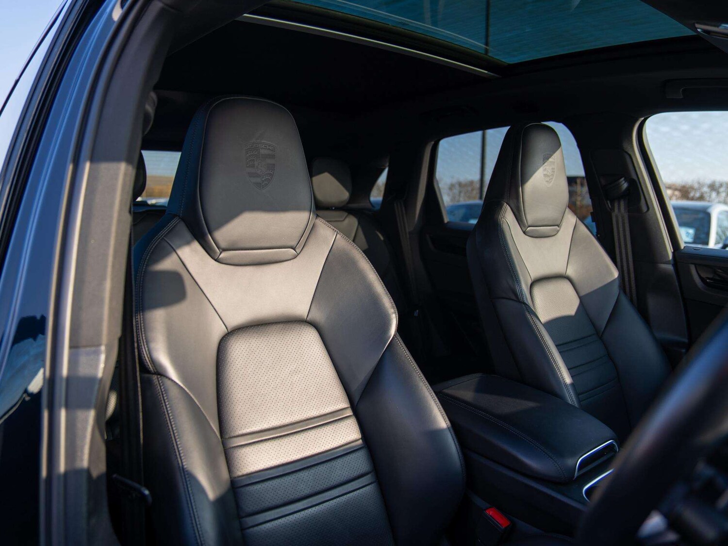 Used Porsche Cayenne 2019 for sale - 77810848: Photo 12