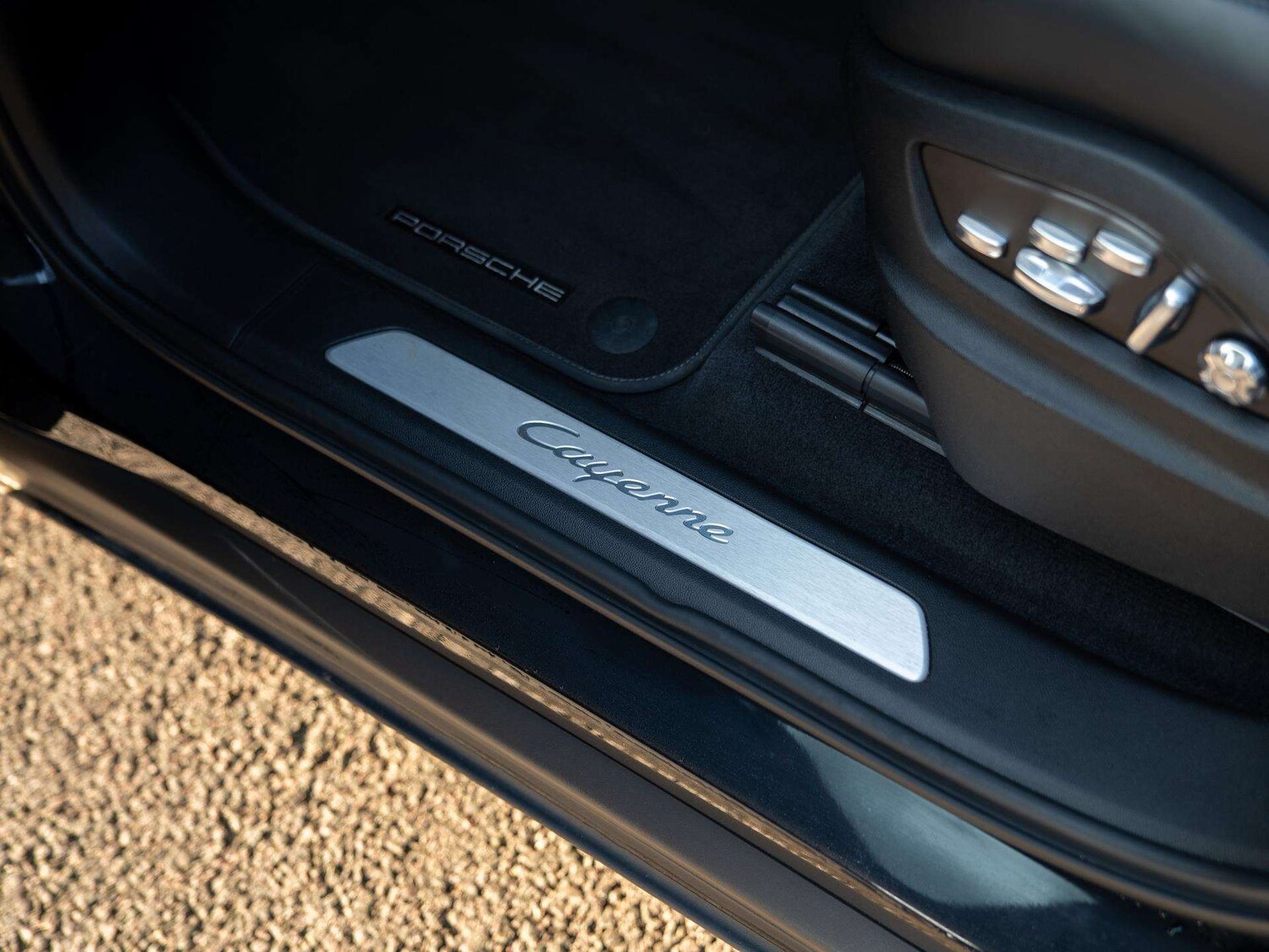 Used Porsche Cayenne 2019 for sale - 77810848: Photo 33