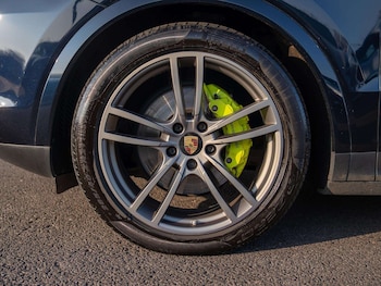 Used Porsche Cayenne 2019 for sale - 77810848: Photo