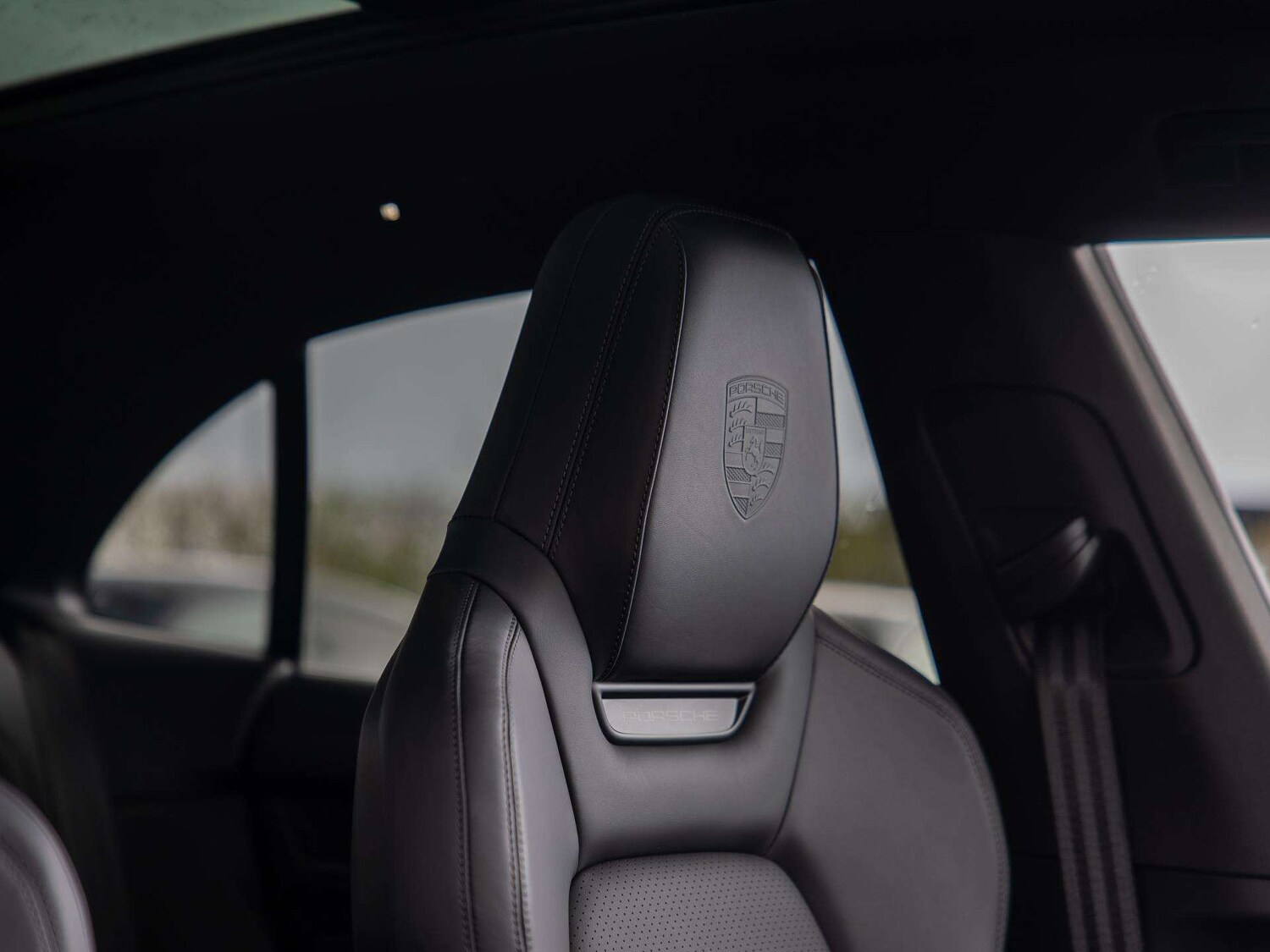 Used Porsche Macan 2026 for sale - 78037854: Photo 12