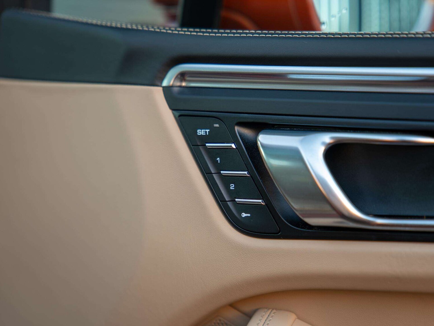 Used Porsche Macan 2022 for sale - 76967939: Photo 28