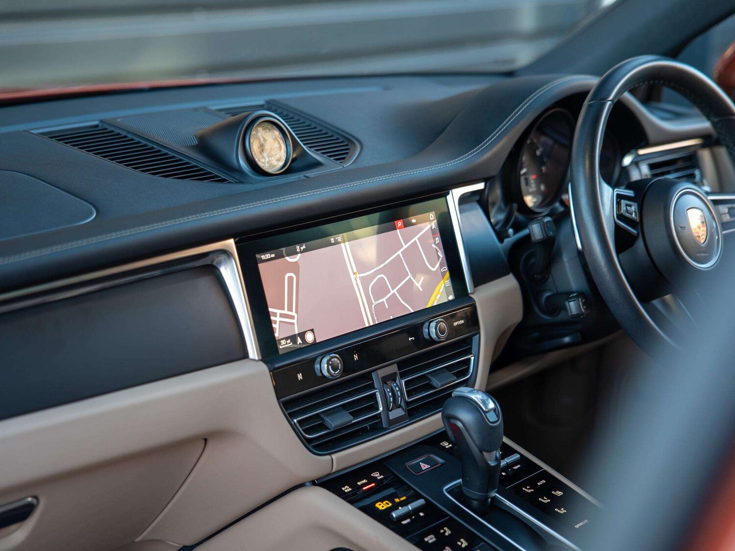 Used Porsche Macan 2022 for sale - 76967939: Photo 9