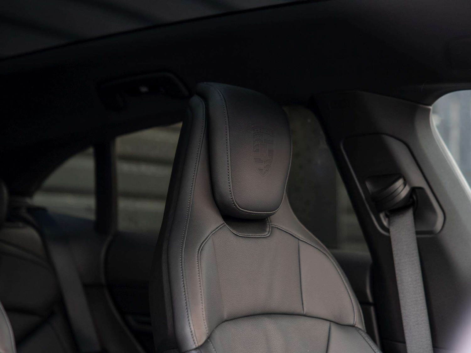Used Porsche Taycan 2022 for sale - 76170101: Photo 12