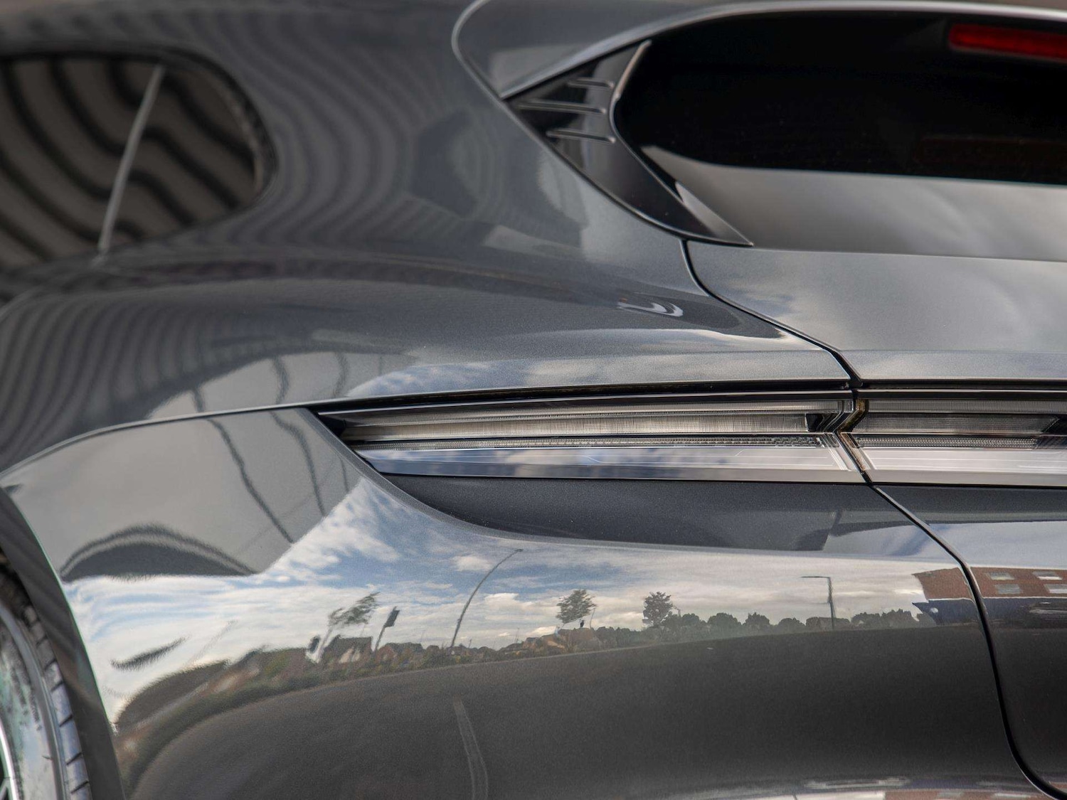 Used Porsche Taycan 2022 for sale - 76170101: Photo 15