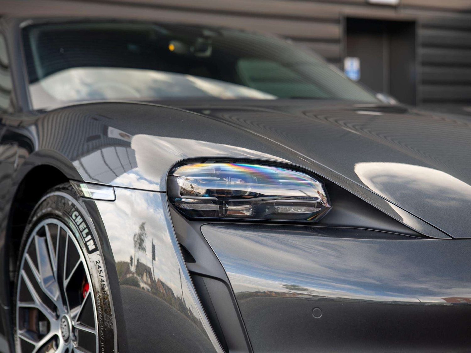 Used Porsche Taycan 2022 for sale - 76170101: Photo 8