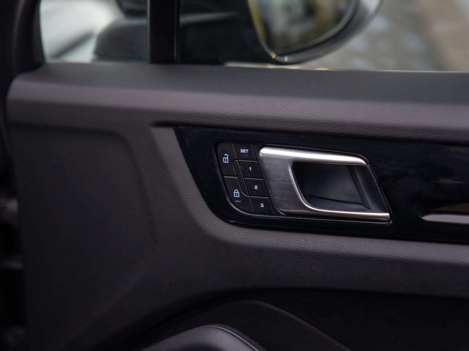 Used Porsche Cayenne 2023 for sale - 77194645: Photo 32