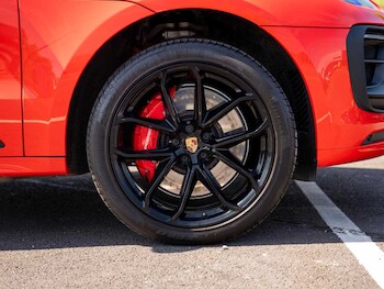 Used Porsche Macan 2023 for sale - 75218378: Photo