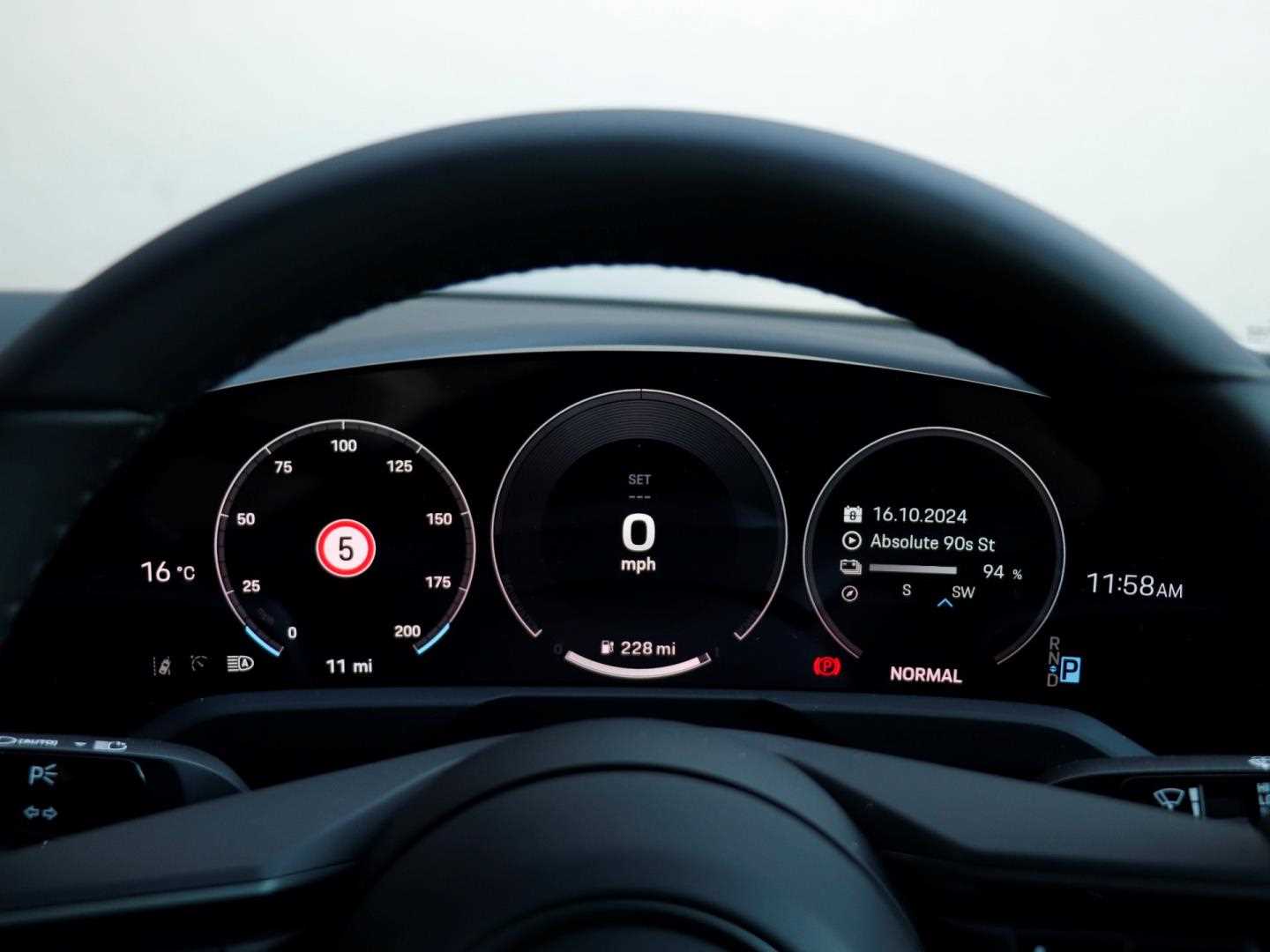 Used Porsche Taycan 2024 for sale - 76553173: Photo 14