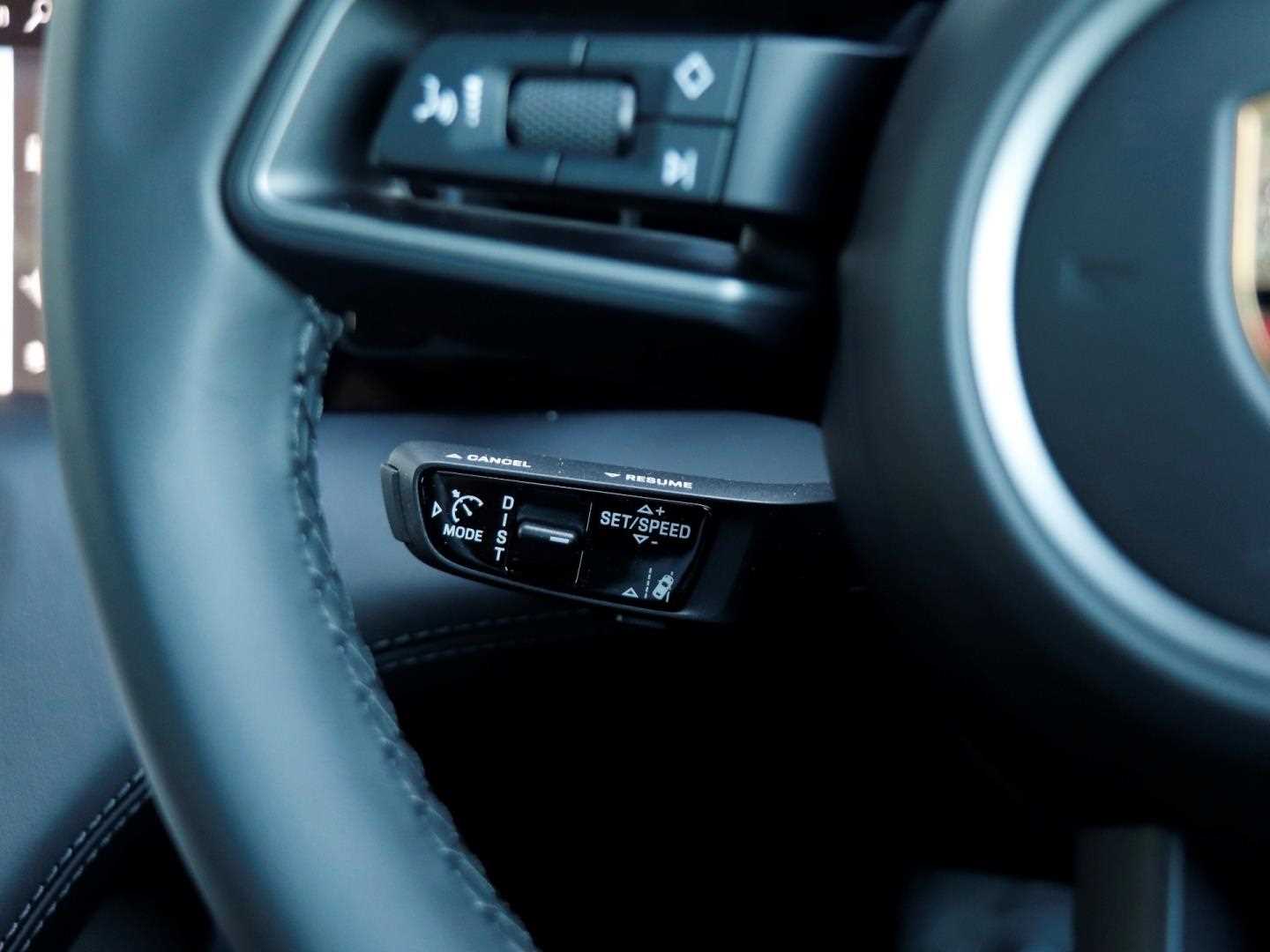 Used Porsche Taycan 2024 for sale - 76553173: Photo 21