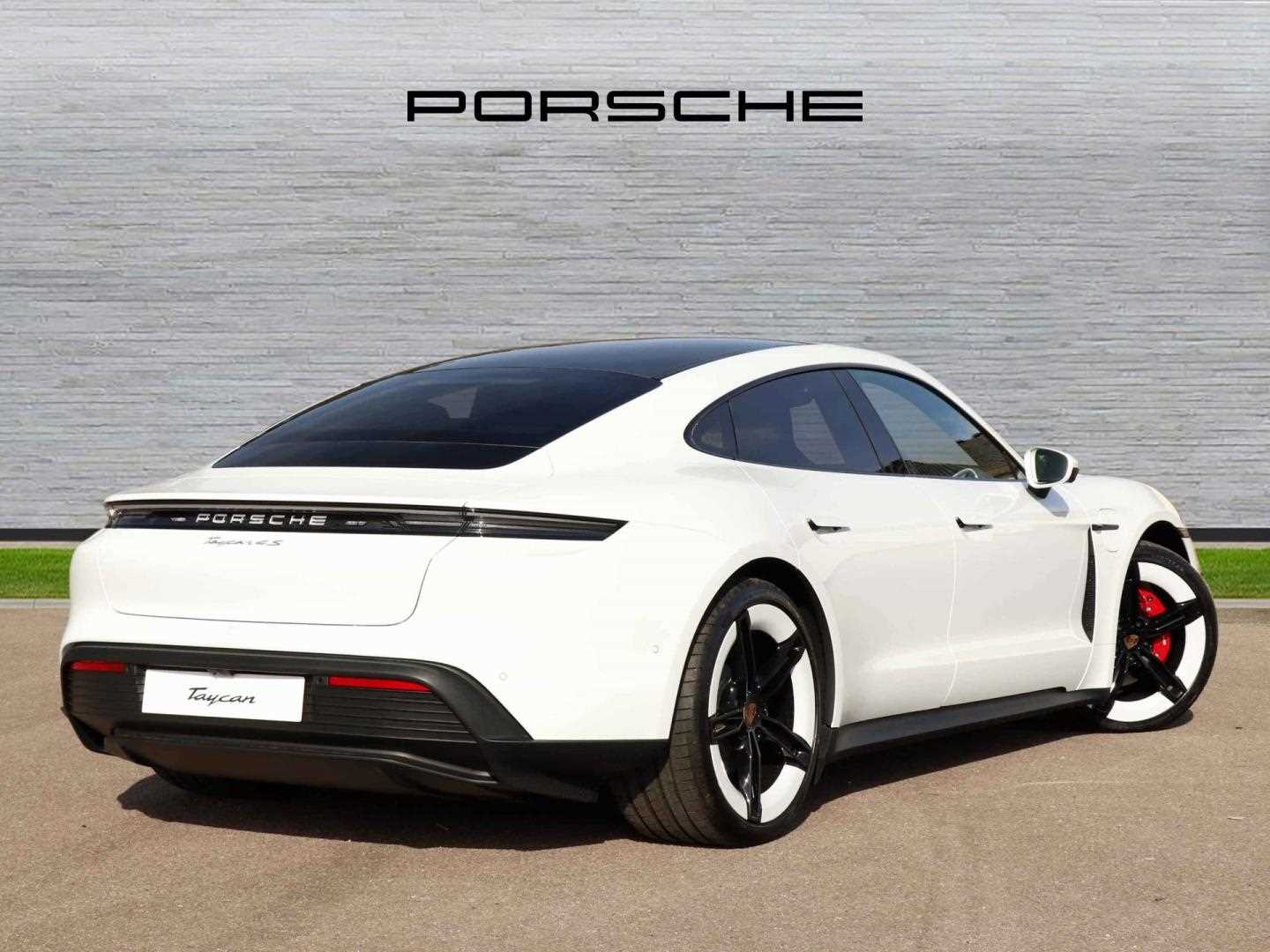 Used Porsche Taycan 2024 for sale - 76553173: Photo 3