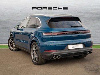 Used Porsche Cayenne 2023 for sale - 79364523: Photo