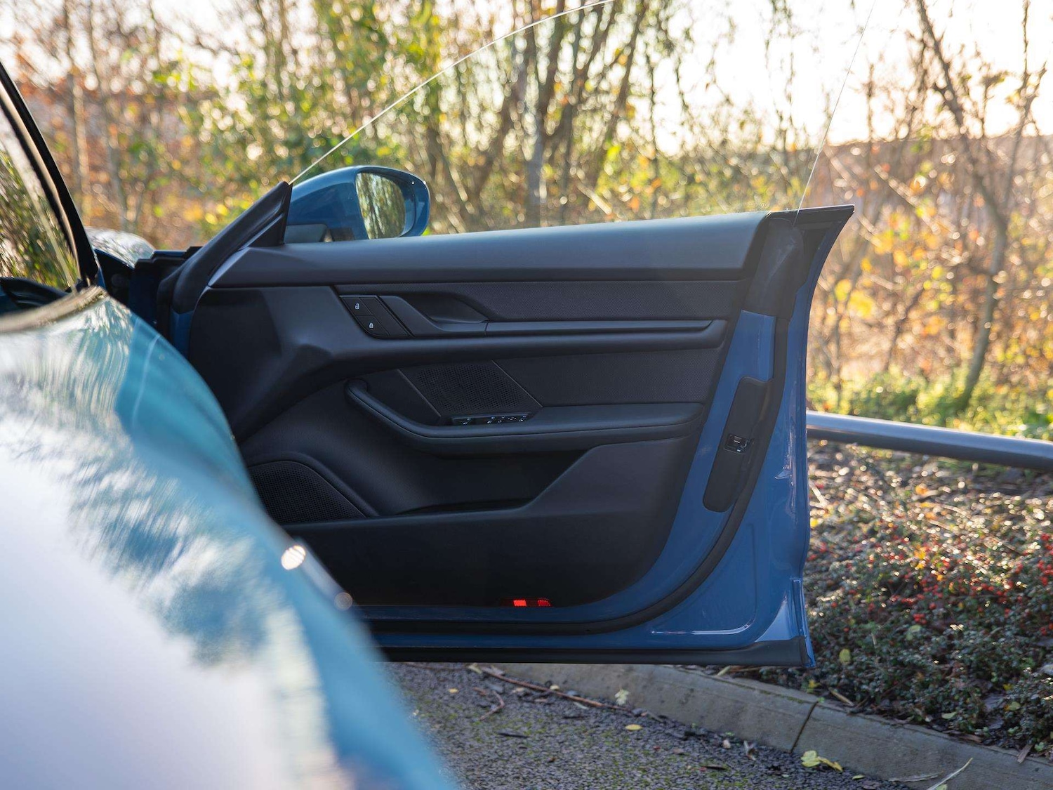 Used Porsche Taycan 2022 for sale - 76804819: Photo 34