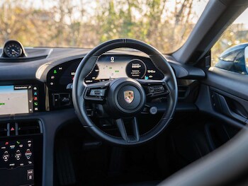 Used Porsche Taycan 2022 for sale - 76804819: Photo