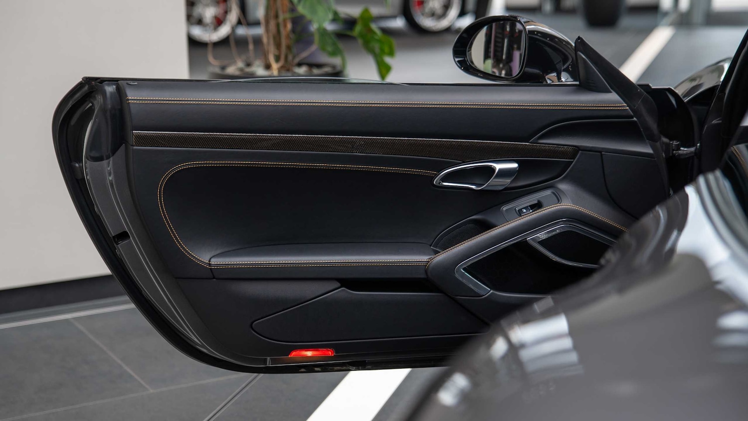 Used Porsche 911 2018 for sale - 76475951: Photo 15