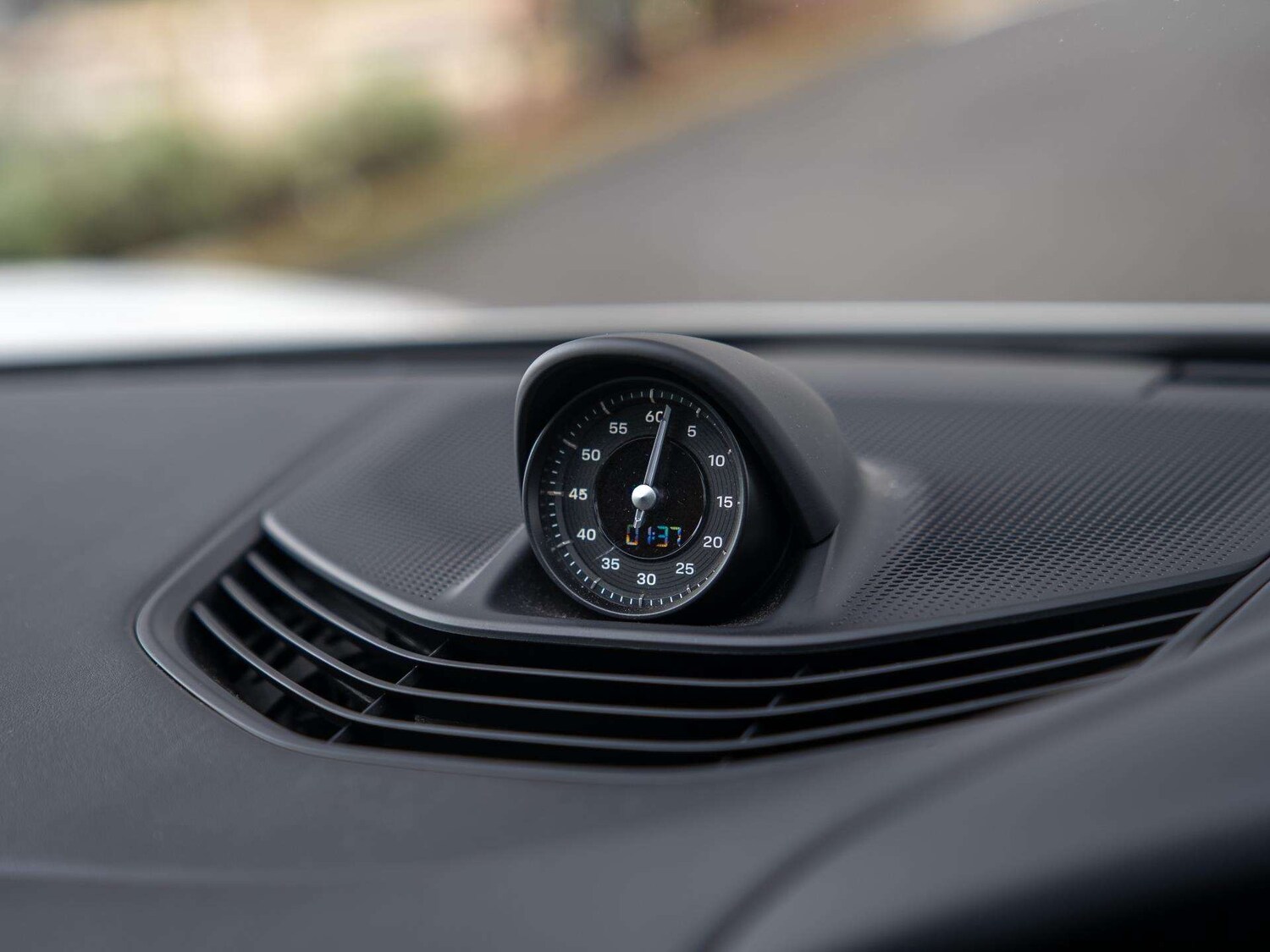 Used Porsche Taycan 2022 for sale - 77361523: Photo 28