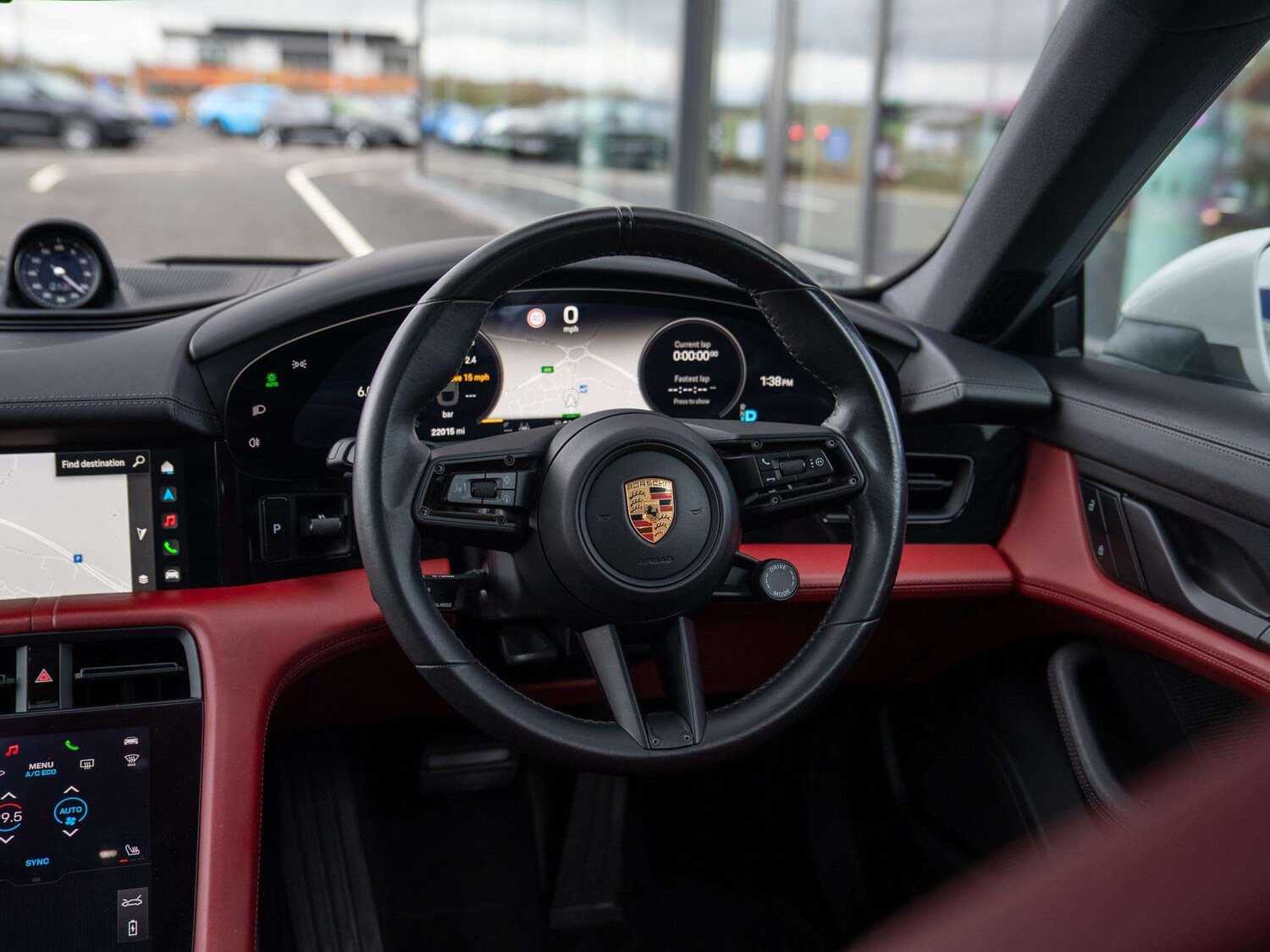 Used Porsche Taycan 2022 for sale - 77361523: Photo 8