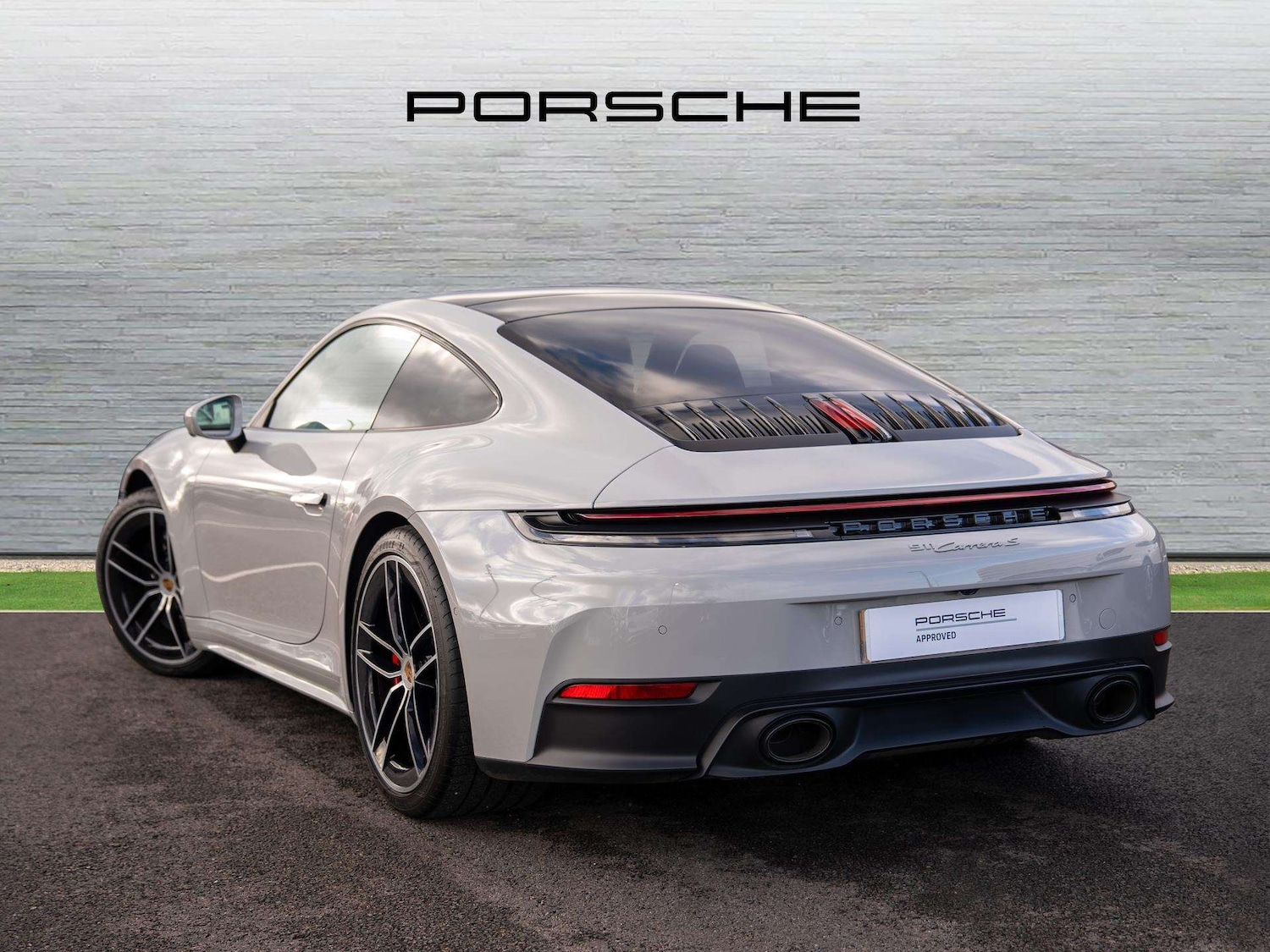 Used Porsche 911 2026 for sale - 78037760: Photo 2