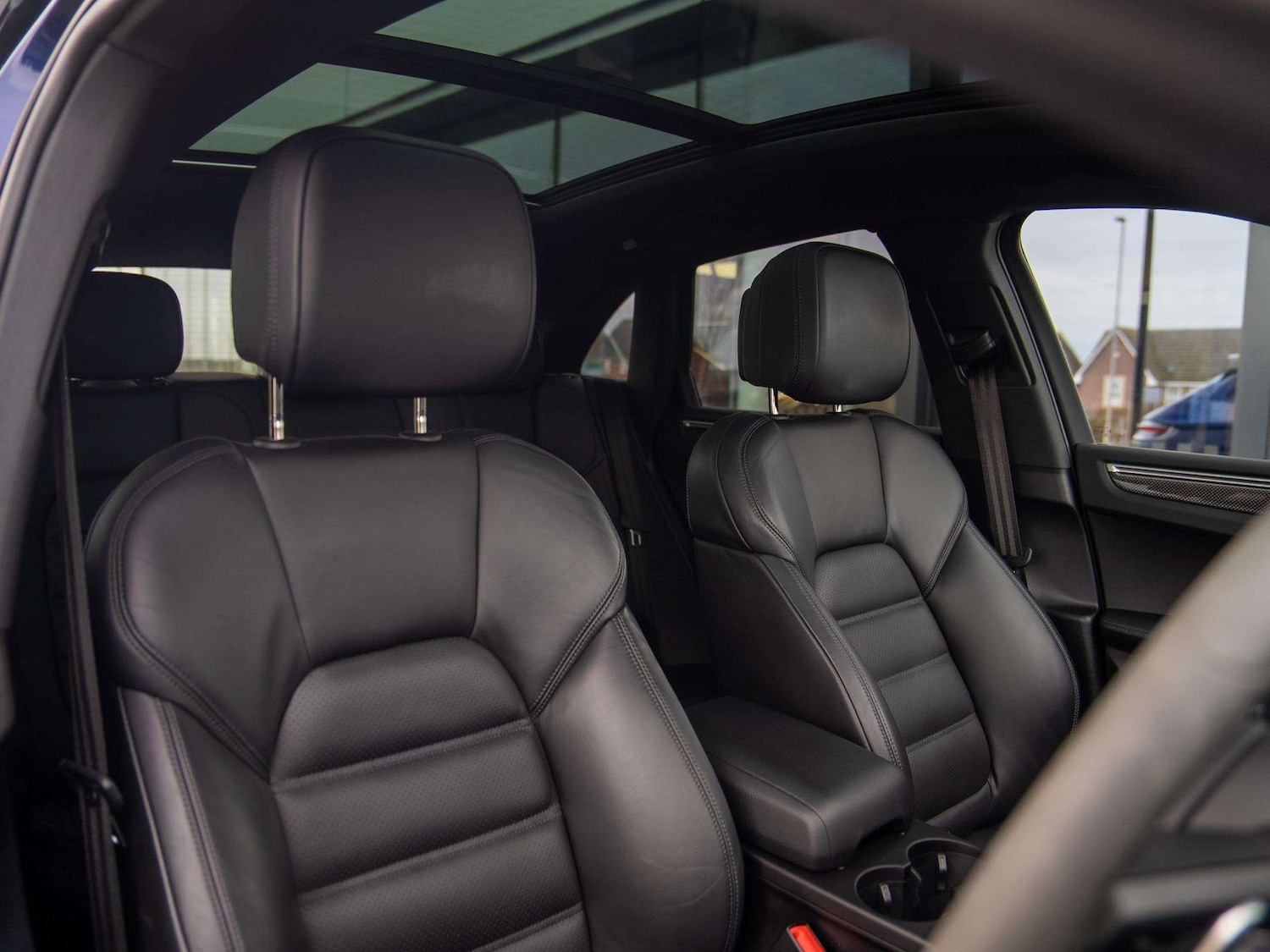 Used Porsche Macan 2022 for sale - 76978739: Photo 10