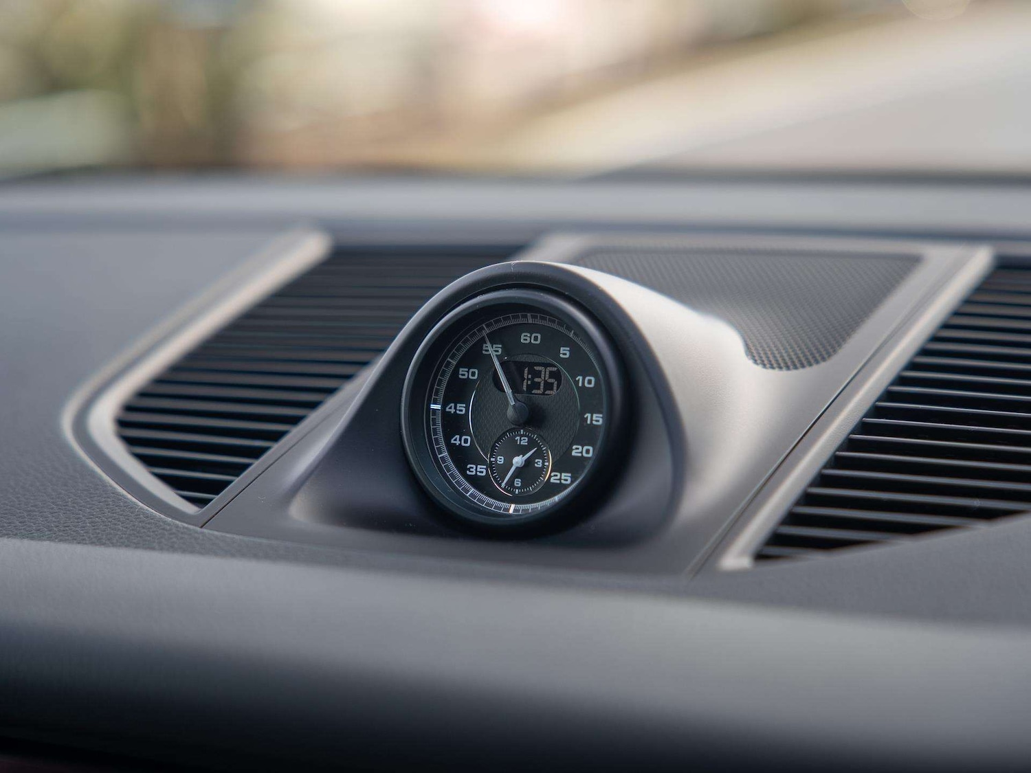 Used Porsche Macan 2022 for sale - 76978739: Photo 22