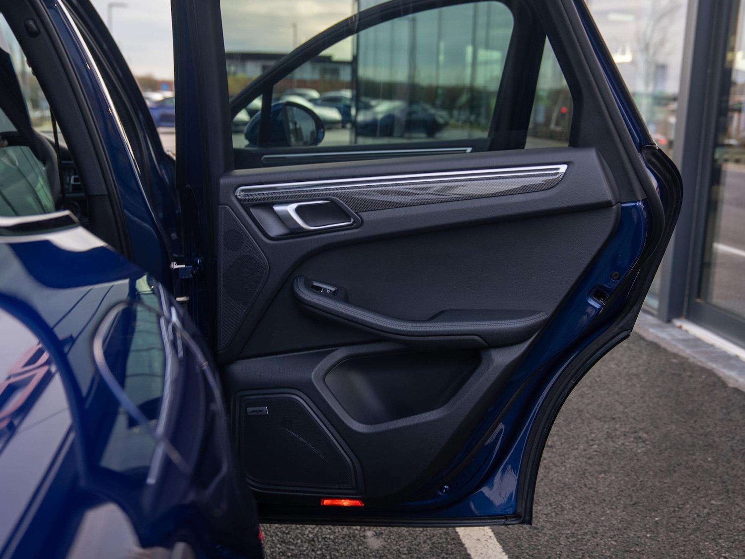 Used Porsche Macan 2022 for sale - 76978739: Photo 31