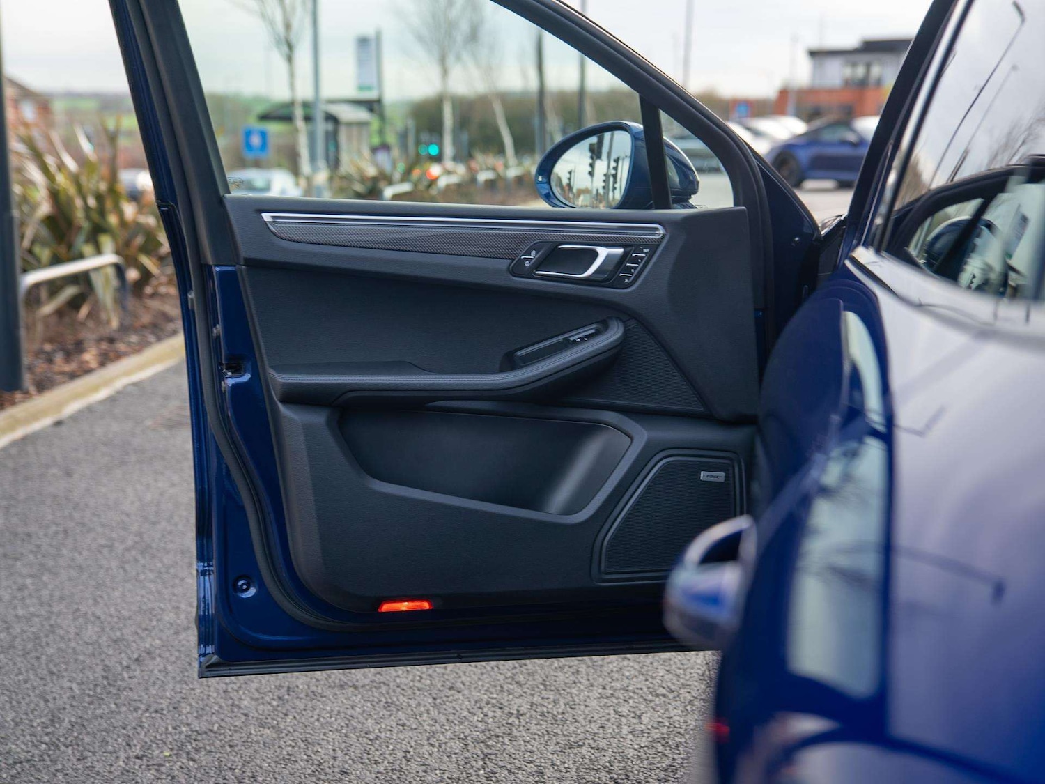 Used Porsche Macan 2022 for sale - 76978739: Photo 35