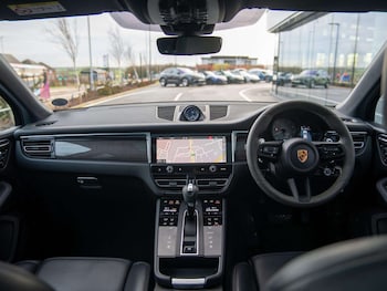 Used Porsche Macan 2022 for sale - 76978739: Photo