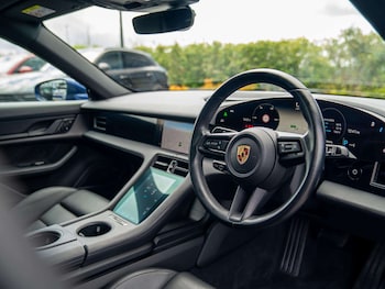 Used Porsche Taycan 2021 for sale - 78651223: Photo
