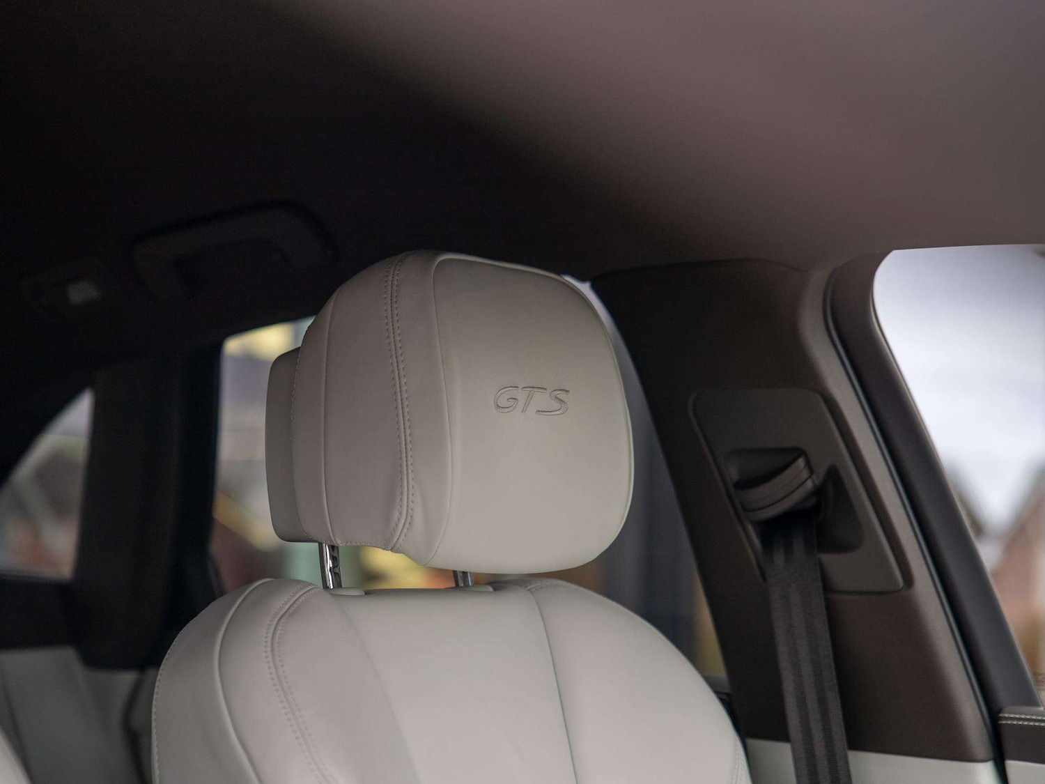 Used Porsche Macan 2020 for sale - 76978840: Photo 12