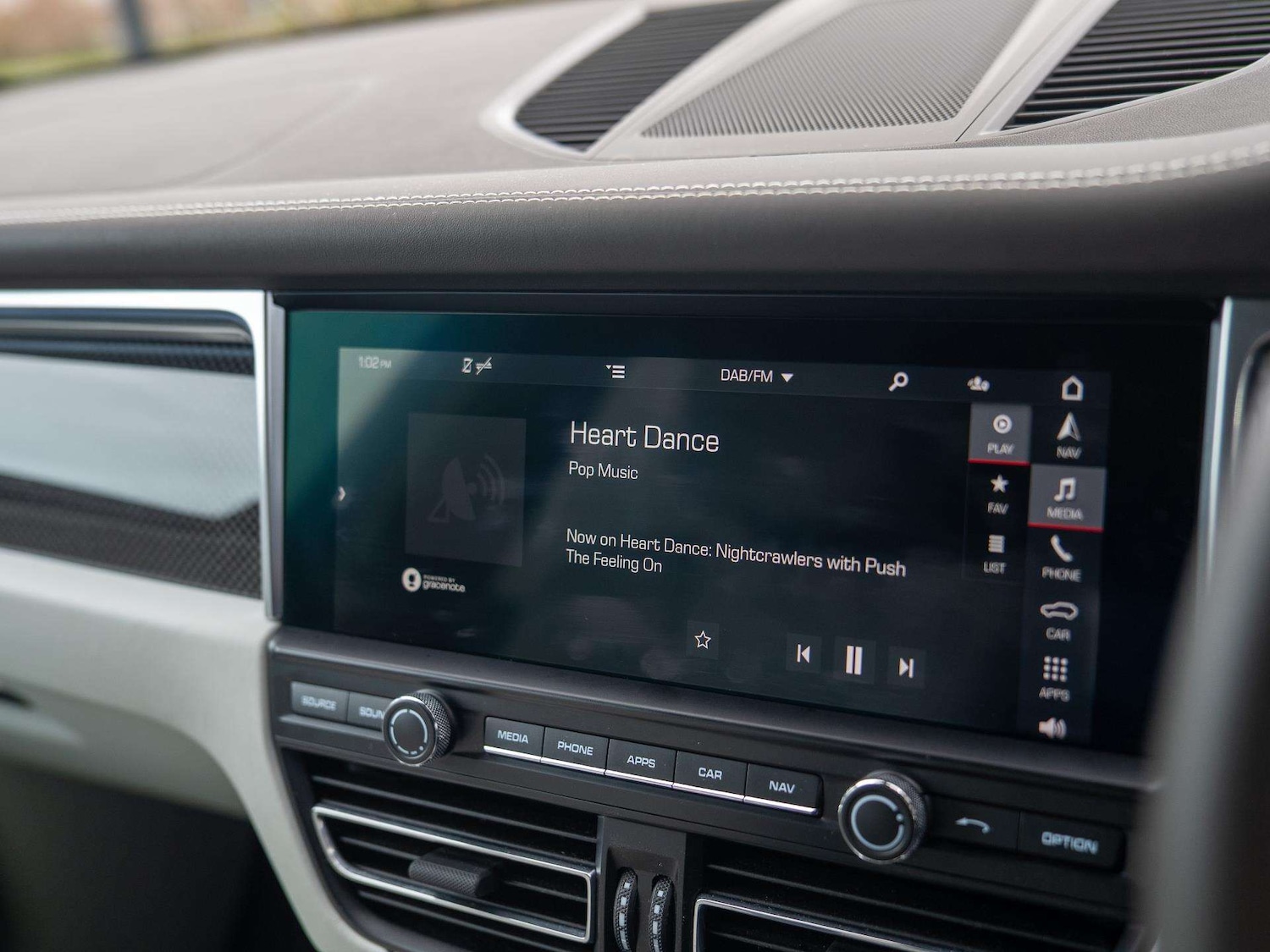 Used Porsche Macan 2020 for sale - 76978840: Photo 17