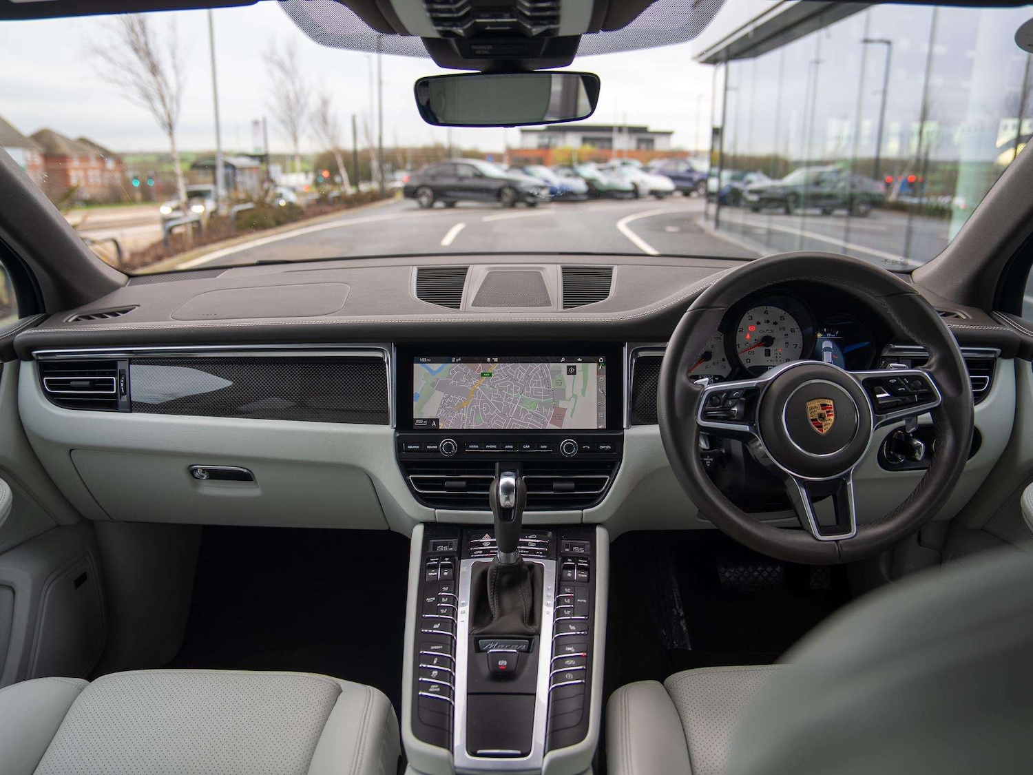 Used Porsche Macan 2020 for sale - 76978840: Photo 3